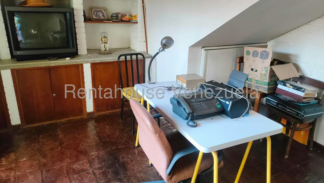 Casa (Multipes Niveles) en Venta en Colinas del Tamanaco, Distrito Metropolitano - 34