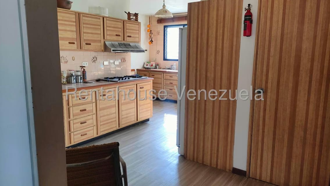 Casa (Multipes Niveles) en Venta en Colinas del Tamanaco, Distrito Metropolitano - 7