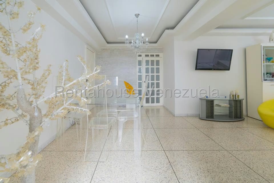 Apartamento (1 Nivel) en Venta en Parroquia La Candelaria, Distrito Metropolitano - 6