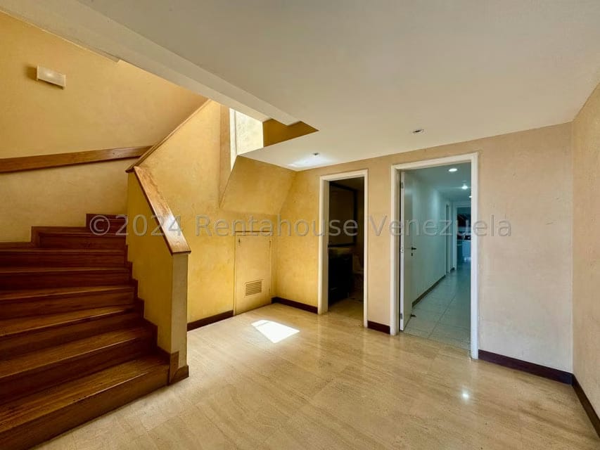 Apartamento (Penthouse) en Venta en Colinas de Bello Monte, Distrito Metropolitano - 12
