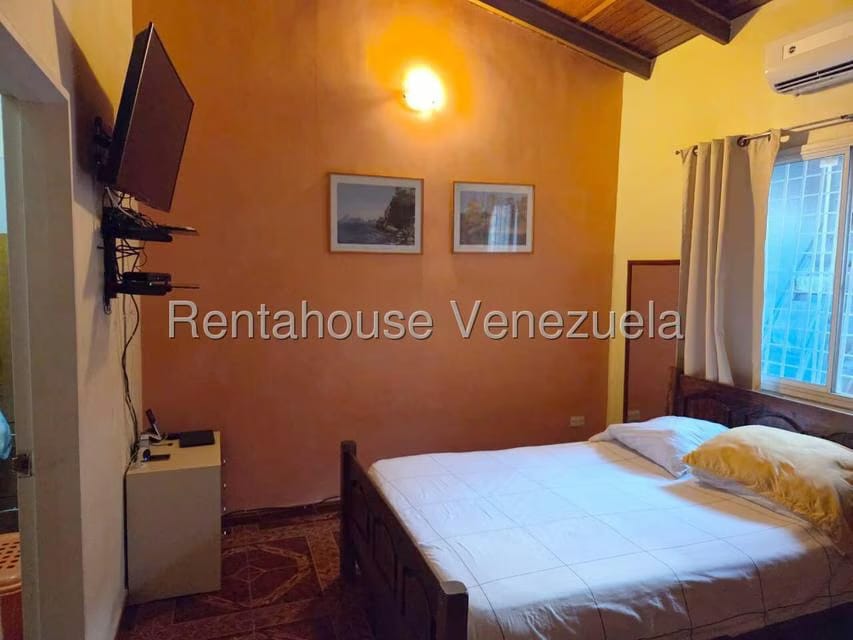Casa (1 Nivel) en Venta en Vista Linda, Miranda - 11