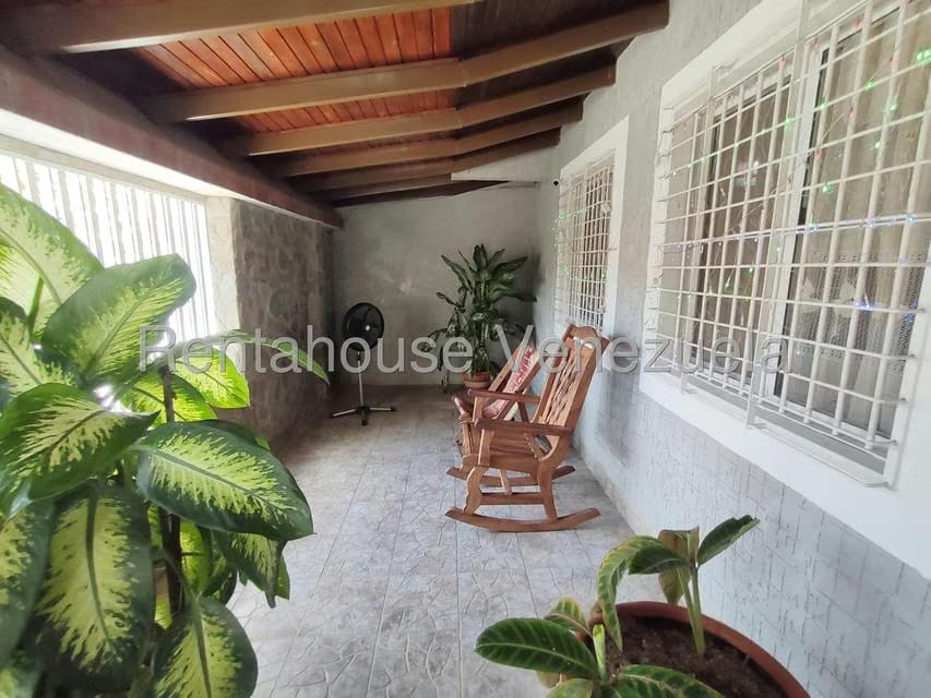 Casa (1 Nivel) en Venta en Vista Linda, Miranda - 20