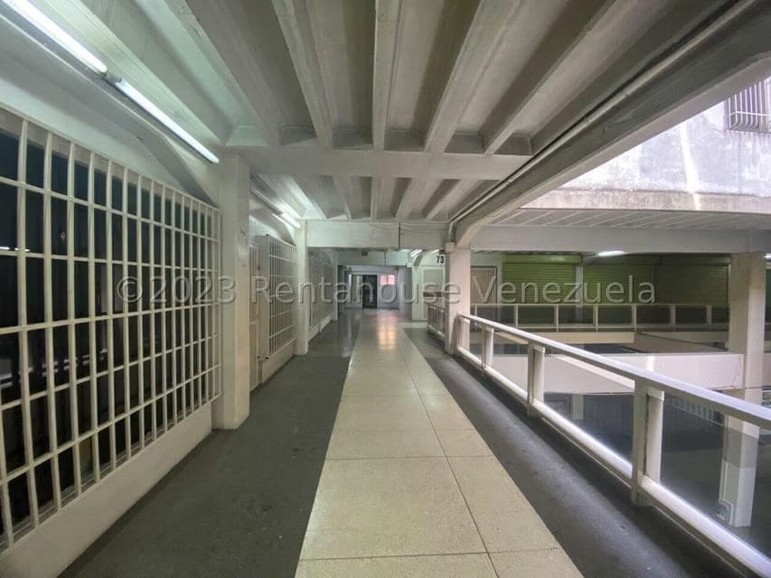 Comercial (Local Comercial) en Venta en La Candelaria, Distrito Metropolitano - 24