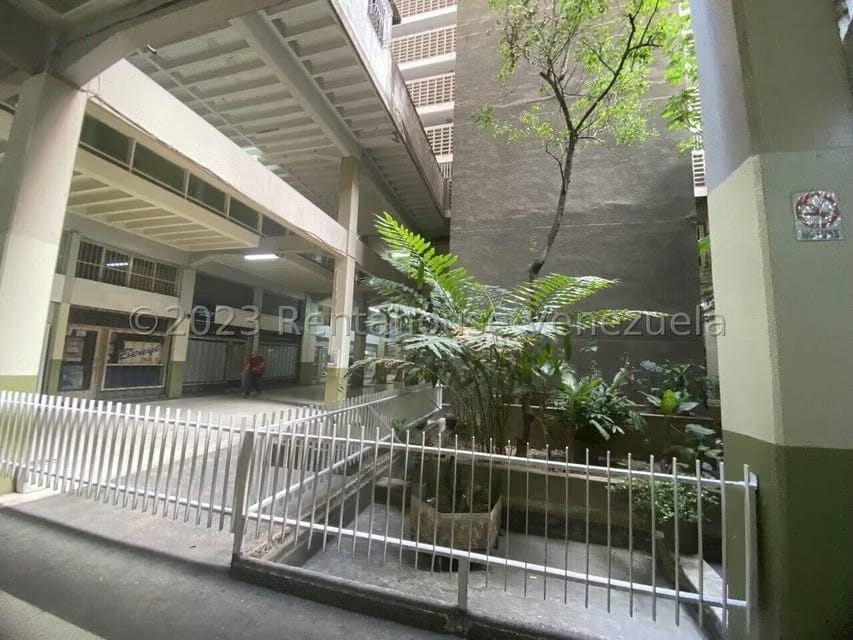 Comercial (Local Comercial) en Venta en La Candelaria, Distrito Metropolitano - 25