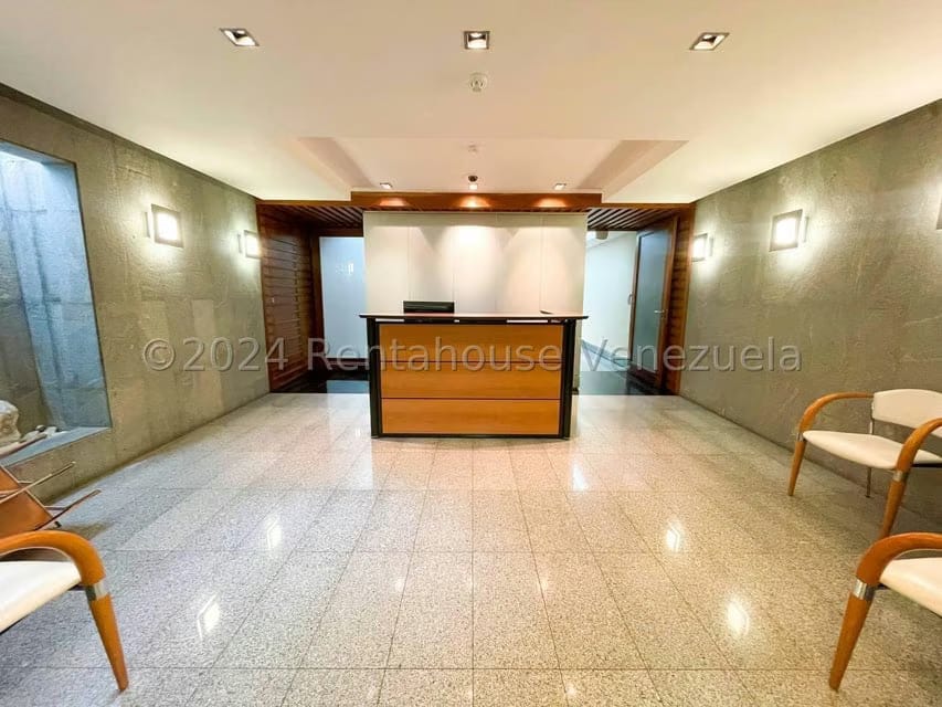 Comercial (Oficina) en Venta en La Trinidad, Distrito Metropolitano - 2
