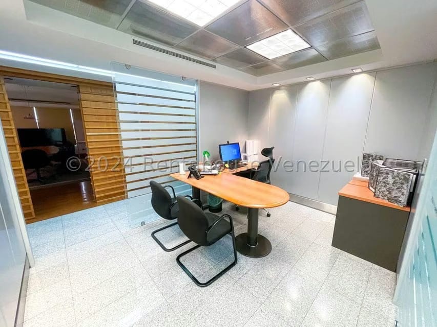 Comercial (Oficina) en Venta en La Trinidad, Distrito Metropolitano - 16