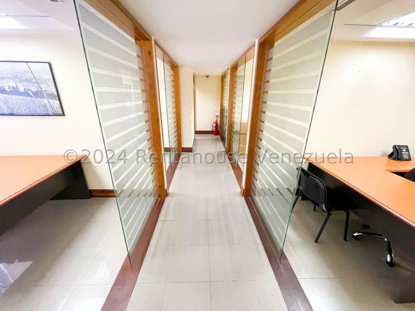 Comercial (Oficina) en Venta en La Trinidad, Distrito Metropolitano - 37