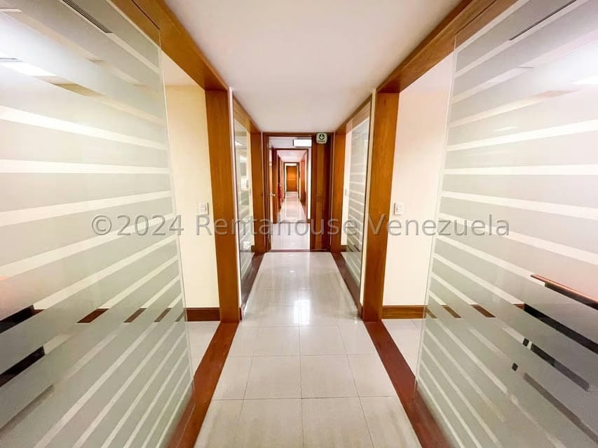 Comercial (Oficina) en Venta en La Trinidad, Distrito Metropolitano - 39