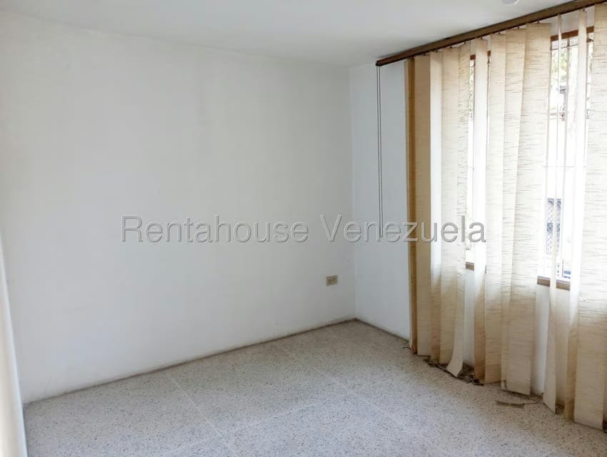 Casa (Duplex) en Venta en Palo Verde, Distrito Metropolitano - 12