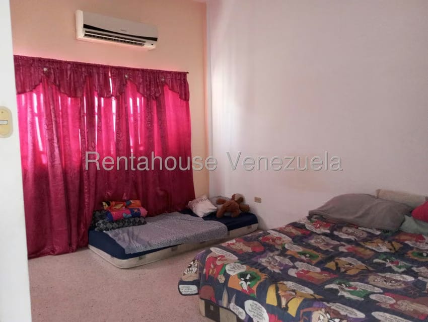 Casa (Duplex) en Venta en Palo Verde, Distrito Metropolitano - 17