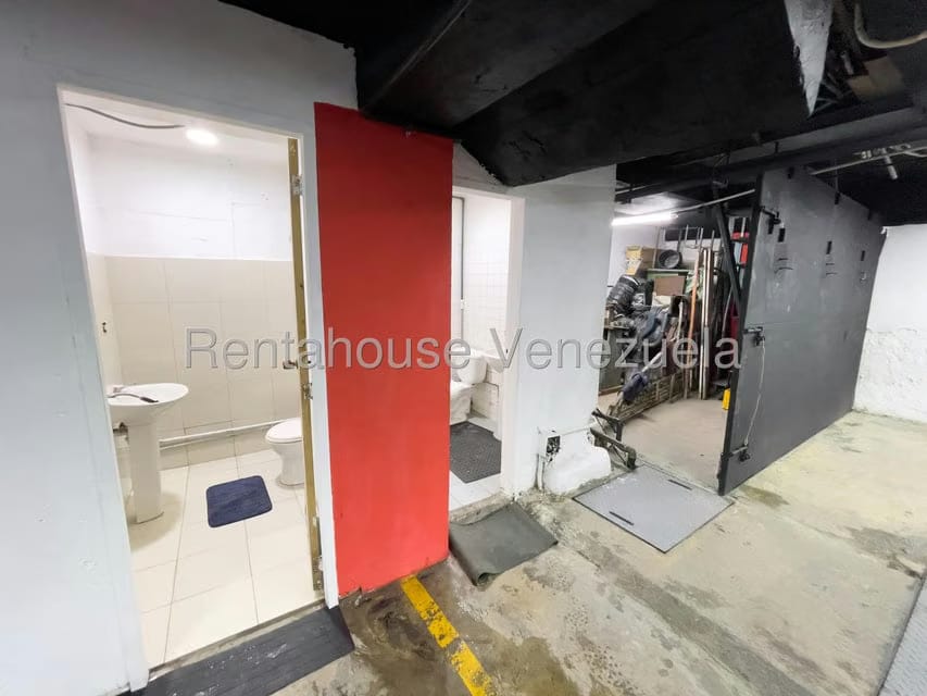 Comercial (Estacionamiento) en Venta en El Recreo, Distrito Metropolitano - 6