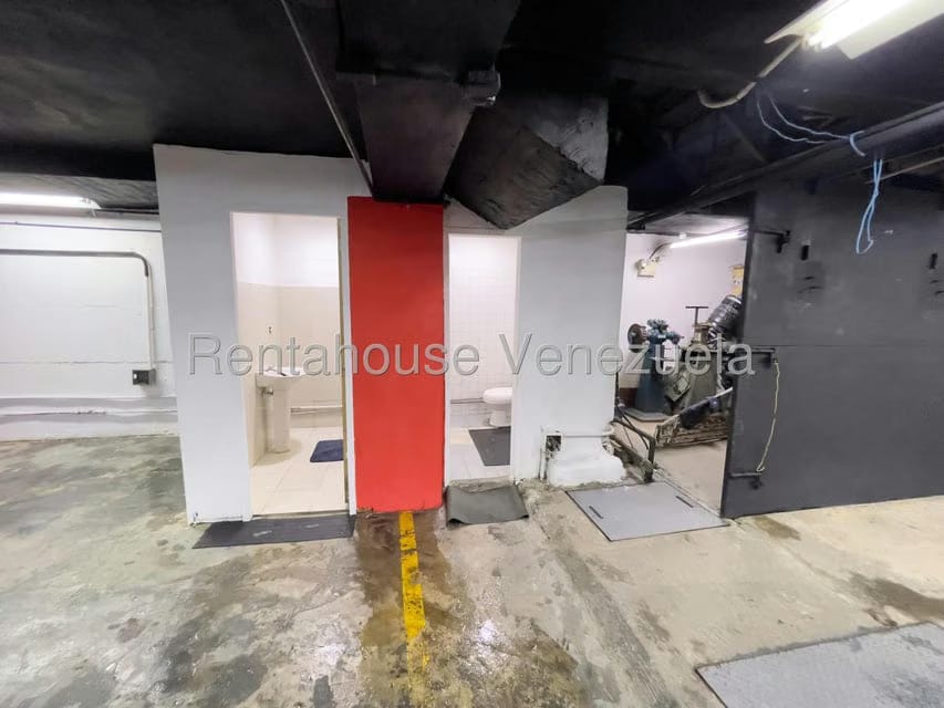Comercial (Estacionamiento) en Venta en El Recreo, Distrito Metropolitano - 8