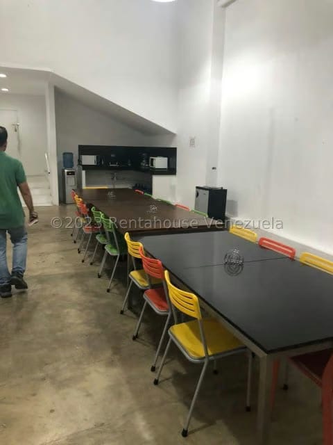 Comercial (Oficina) en Venta en Avenida El Milagro, Zulia - 12