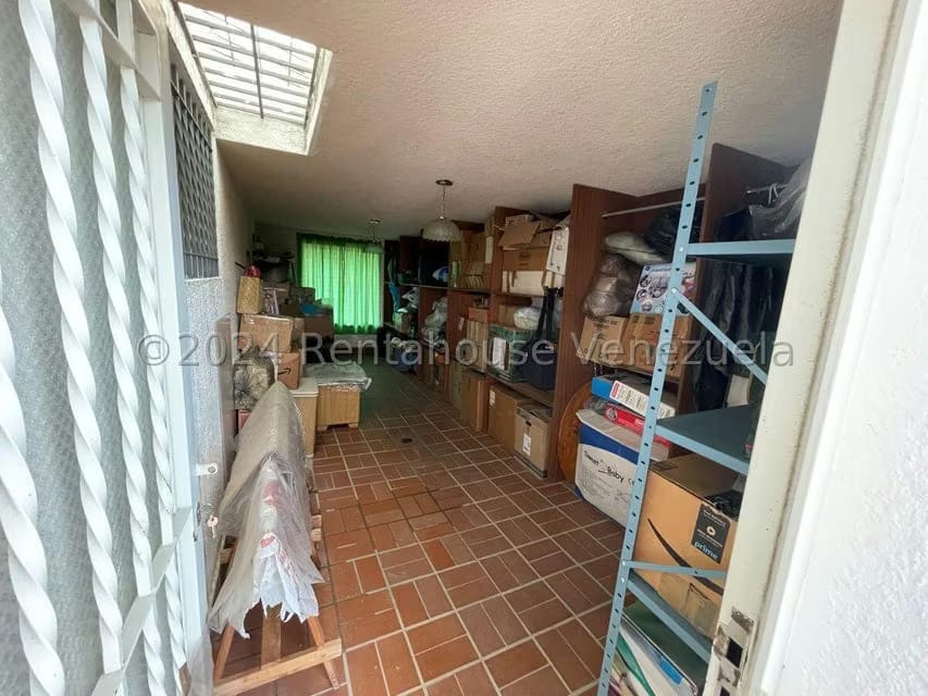 Casa (Multipes Niveles) en Venta en Los Castores, Miranda - 34