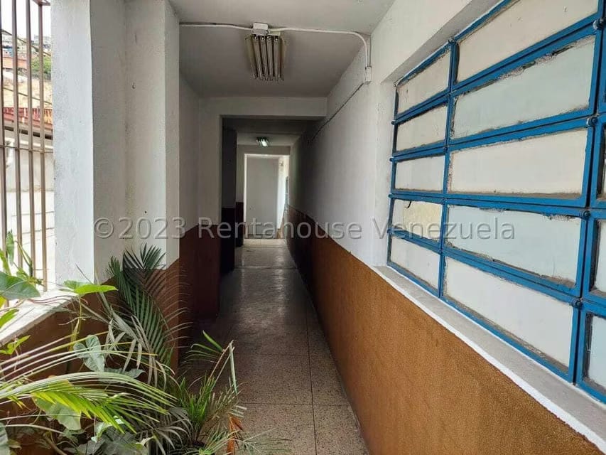 Comercial (Edificio) en Venta en El Junquito, Distrito Metropolitano - 19