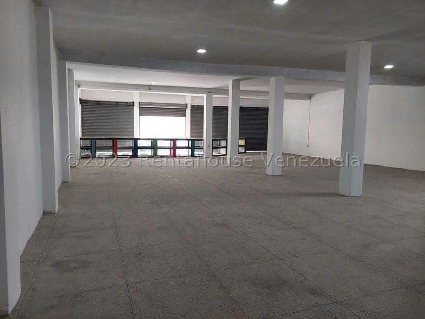 Comercial (Edificio) en Venta en El Junquito, Distrito Metropolitano - 3
