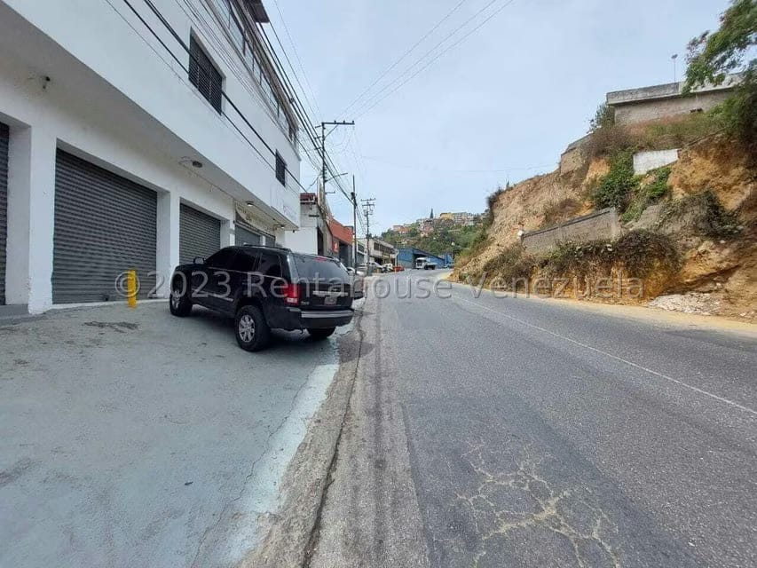 Comercial (Edificio) en Venta en El Junquito, Distrito Metropolitano - 24