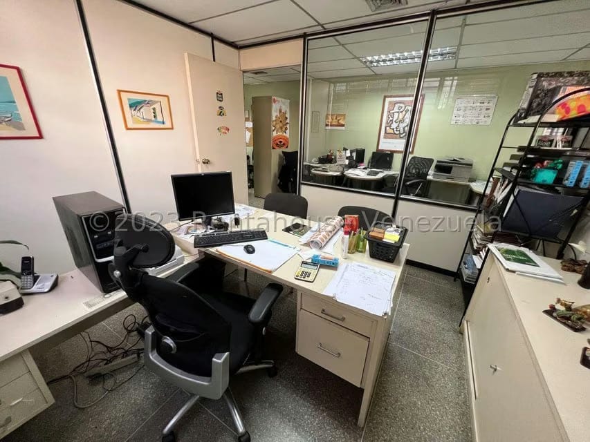 Comercial (Local Comercial) en Venta en La Urbina, Distrito Metropolitano - 6