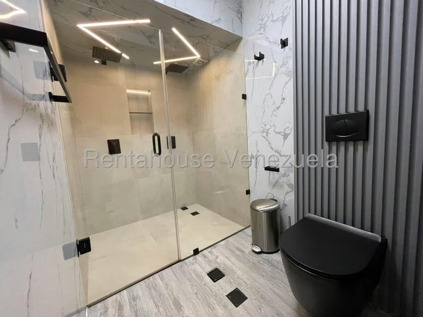 Apartamento (1 Nivel) en Venta en Chulavista, Distrito Metropolitano - 24