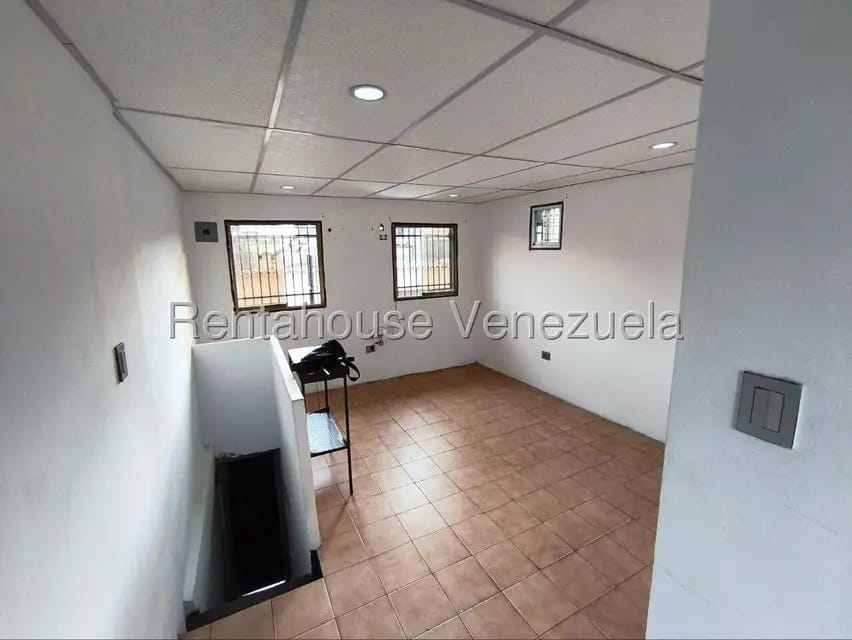 Comercial (Local Comercial) en Venta en Zona Centro, Aragua - 16