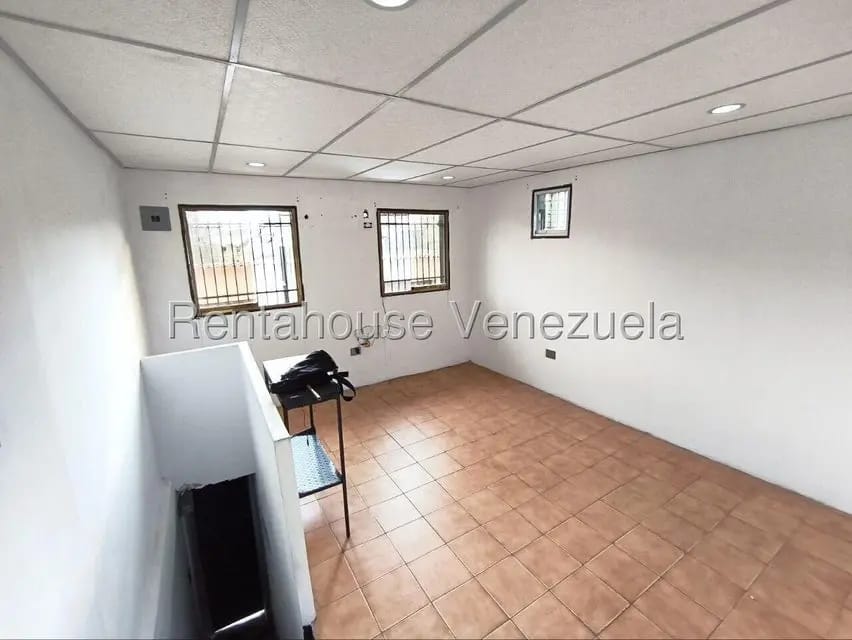 Comercial (Local Comercial) en Venta en Zona Centro, Aragua - 18