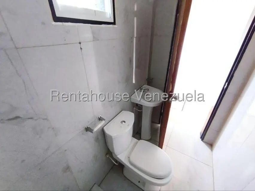 Comercial (Local Comercial) en Venta en Zona Centro, Aragua - 21
