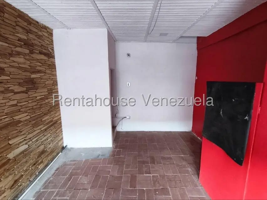 Comercial (Local Comercial) en Venta en Zona Centro, Aragua - 5