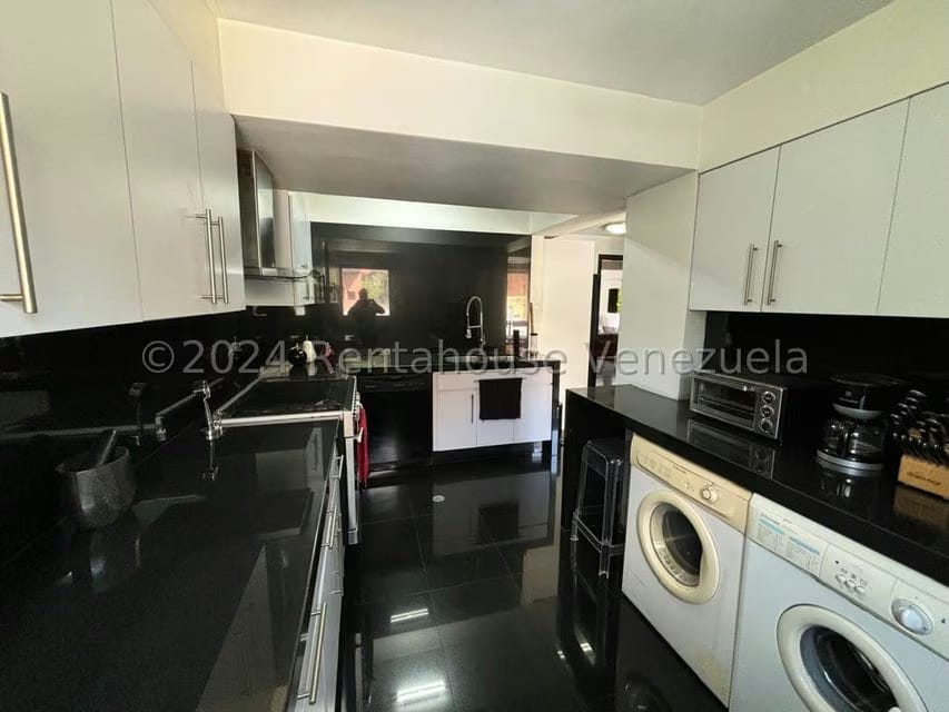Apartamento (Duplex) en Alquiler en Las Mercedes, Distrito Metropolitano - 11