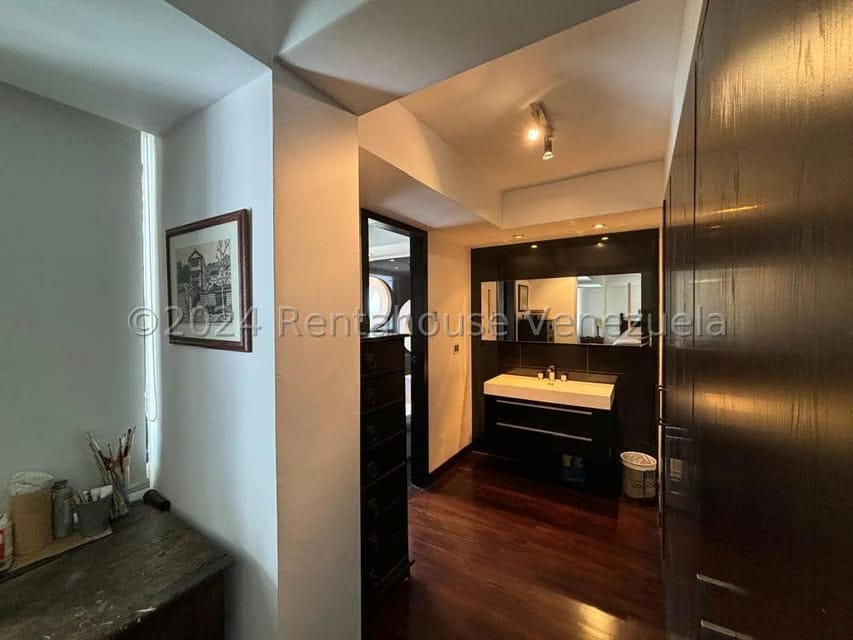 Apartamento (Duplex) en Alquiler en Las Mercedes, Distrito Metropolitano - 21