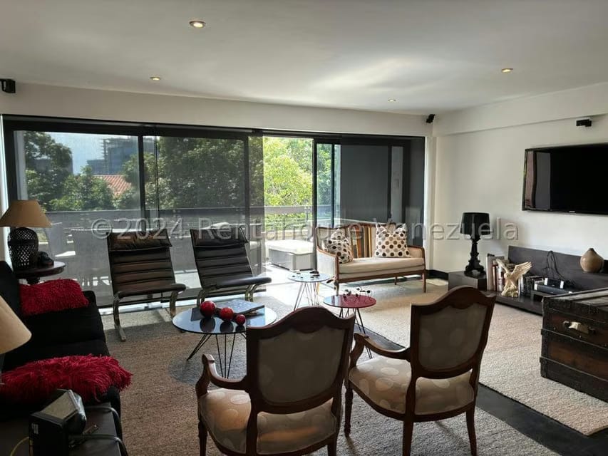 Apartamento (Duplex) en Alquiler en Las Mercedes, Distrito Metropolitano - 4