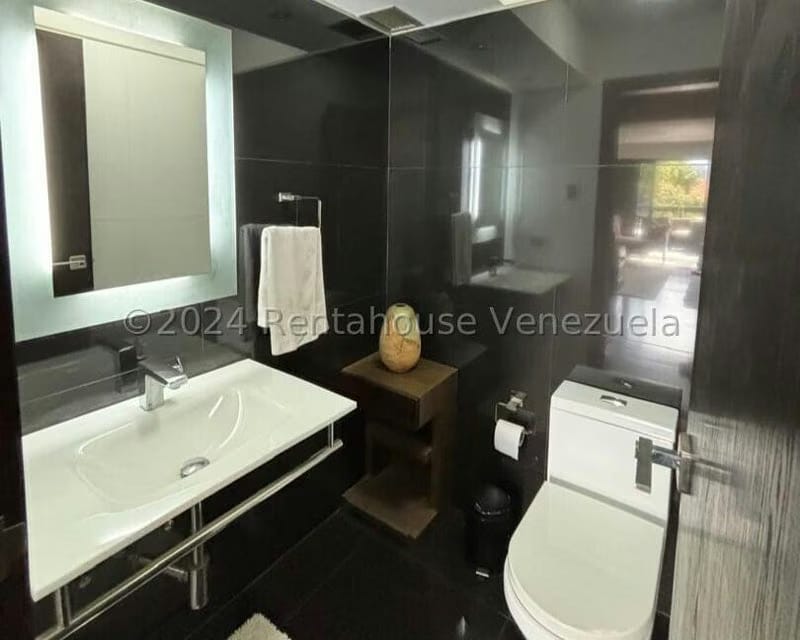 Apartamento (Duplex) en Alquiler en Las Mercedes, Distrito Metropolitano - 8