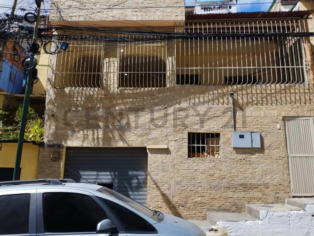 Casa de oportunidad en La Urb. Jardines del Valle