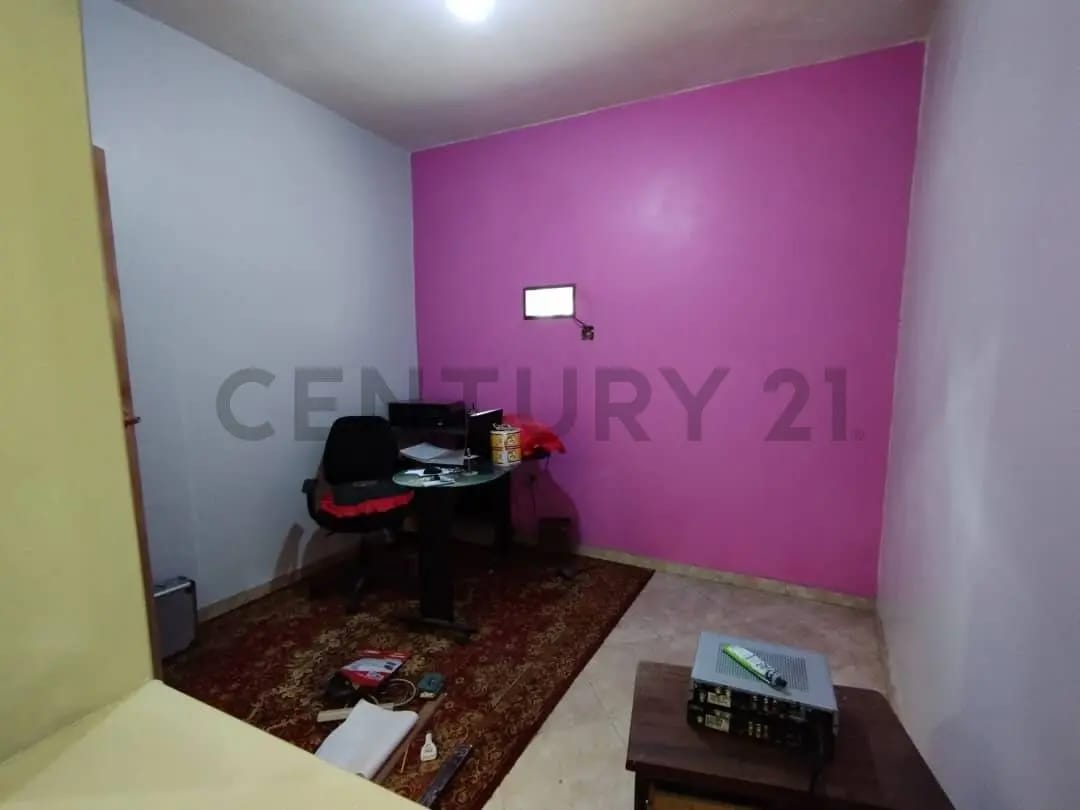 Casa de oportunidad en La Urb. Jardines del Valle - 5