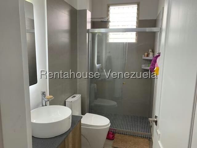 Townhouse (Duplex) en Venta en La Boyera, Distrito Metropolitano - 13