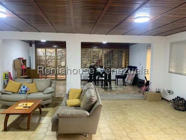 Townhouse (Duplex) en Venta en La Boyera, Distrito Metropolitano - 4