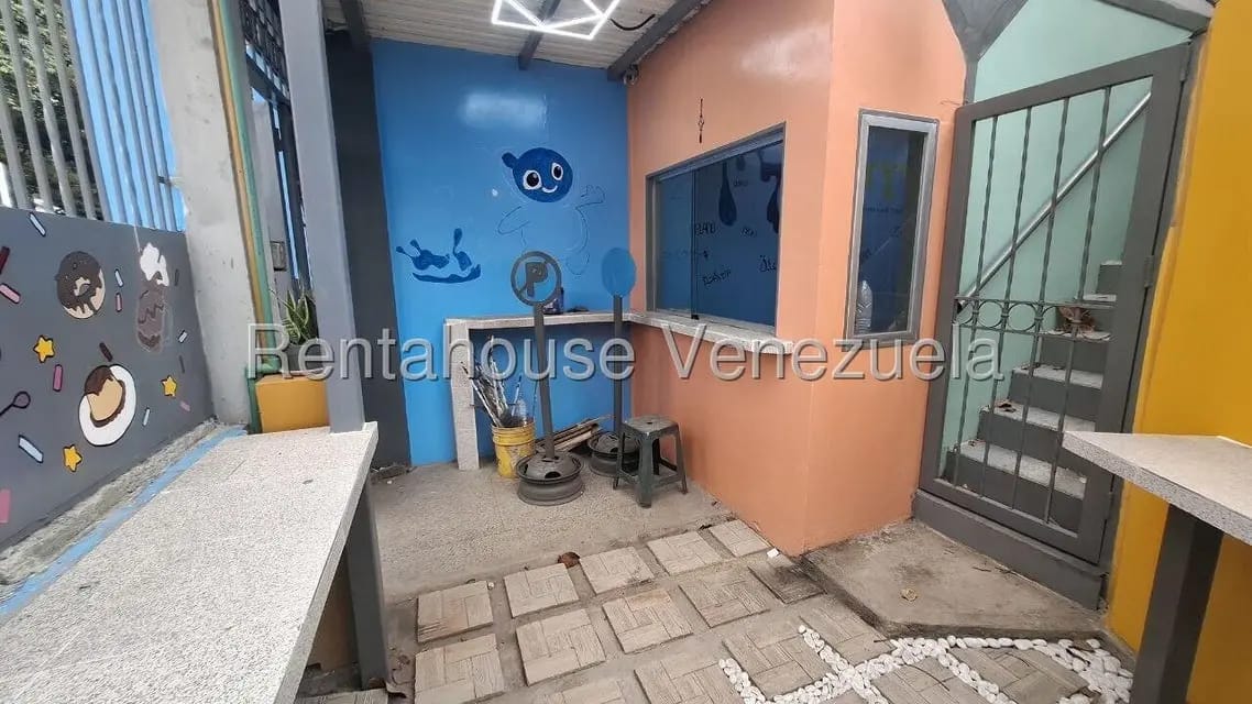 Comercial (Local Comercial) en Alquiler en El Paraiso, Distrito Metropolitano - 2