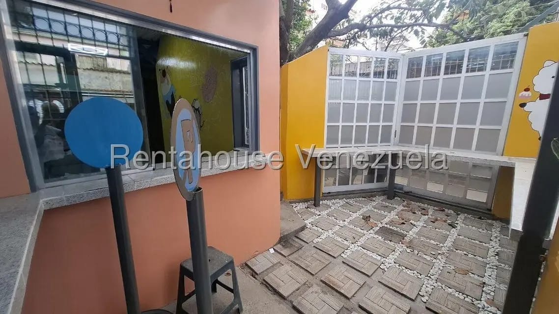Comercial (Local Comercial) en Alquiler en El Paraiso, Distrito Metropolitano - 4