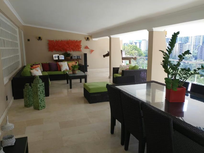 Casa (Multipes Niveles) en Venta en Lomas de Prados del Este, Distrito Metropolitano - 14