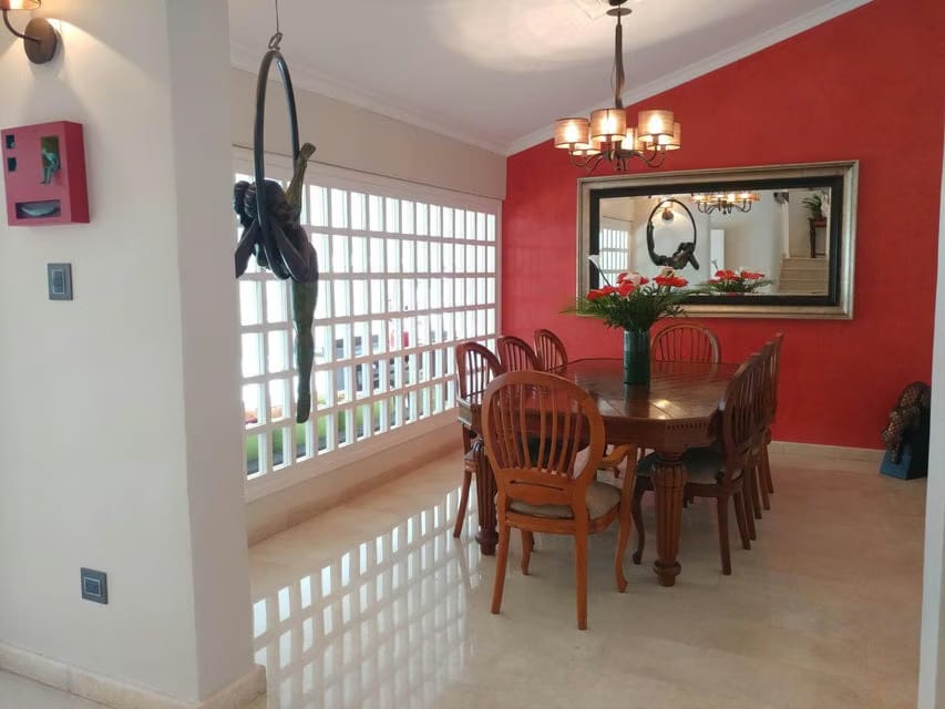 Casa (Multipes Niveles) en Venta en Lomas de Prados del Este, Distrito Metropolitano - 3