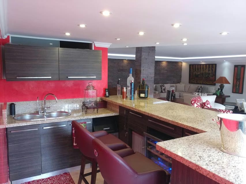 Casa (Multipes Niveles) en Venta en Lomas de Prados del Este, Distrito Metropolitano - 6
