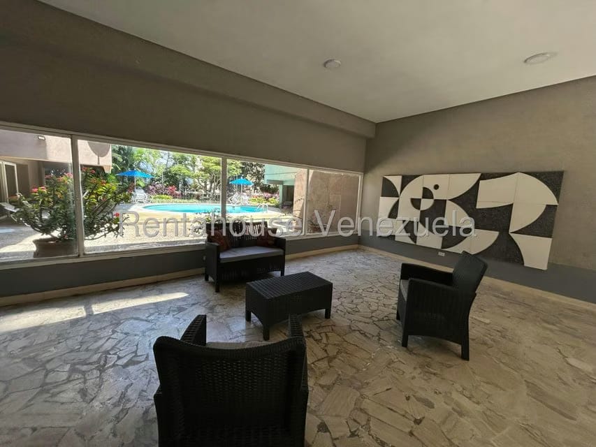 Apartamento (1 Nivel) en Alquiler en Colinas de Bello Monte, Distrito Metropolitano - 23