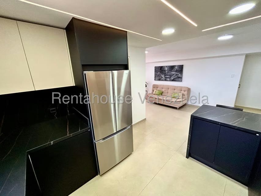 Apartamento (1 Nivel) en Alquiler en Colinas de Bello Monte, Distrito Metropolitano - 34