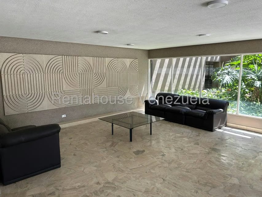 Apartamento (1 Nivel) en Alquiler en Colinas de Bello Monte, Distrito Metropolitano - 39