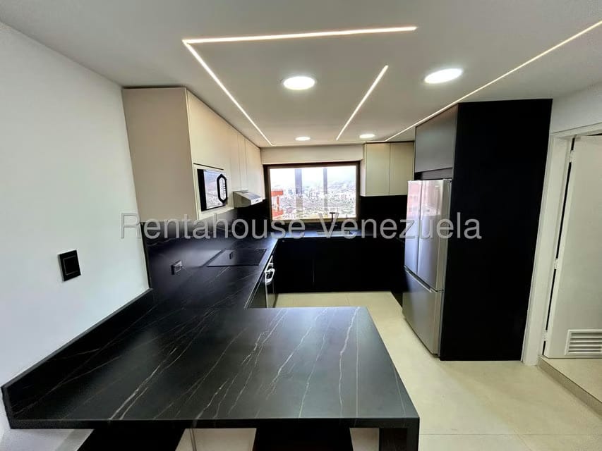 Apartamento (1 Nivel) en Alquiler en Colinas de Bello Monte, Distrito Metropolitano - 6