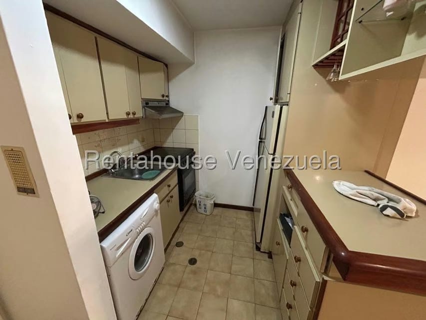 Apartamento (1 Nivel) en Venta en Colinas de La California, Distrito Metropolitano - 11