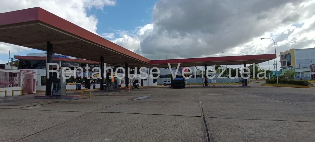 Comercial (Local Comercial) en Venta en Maturin, Monagas - 2