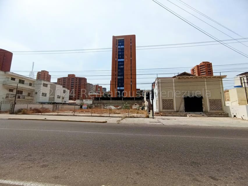 Comercial (Local Comercial) en Alquiler en Calle 72, Zulia