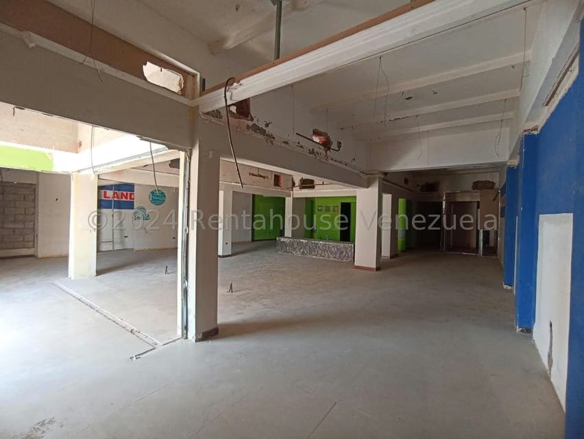 Comercial (Local Comercial) en Alquiler en Calle 72, Zulia - 12