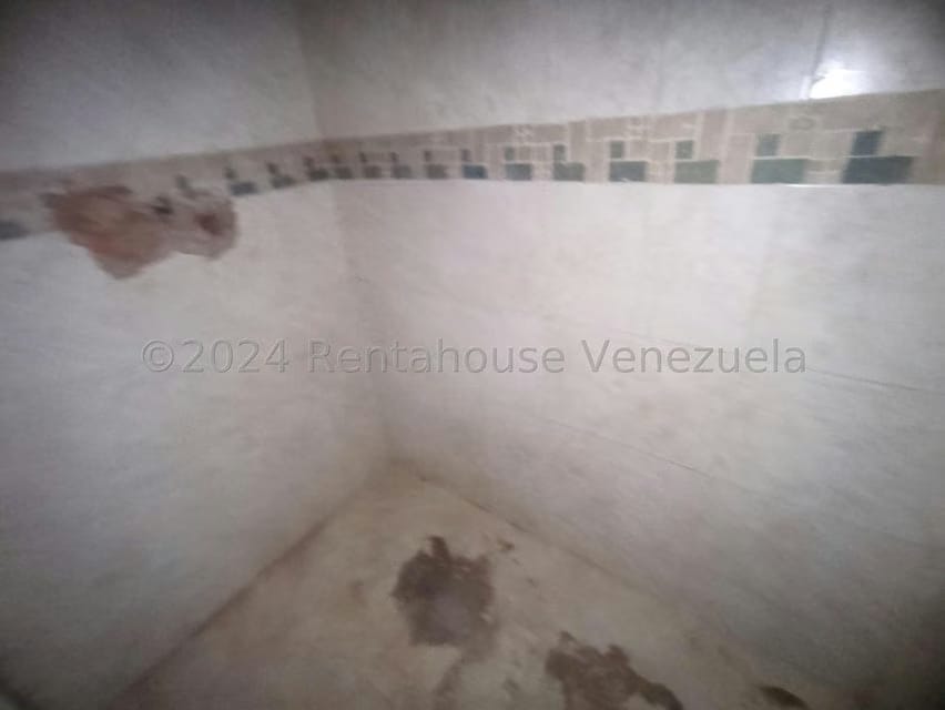 Comercial (Local Comercial) en Alquiler en Calle 72, Zulia - 23