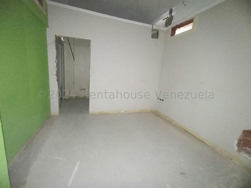 Comercial (Local Comercial) en Alquiler en Calle 72, Zulia - 24